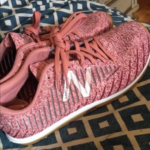 New balance minimus shoes